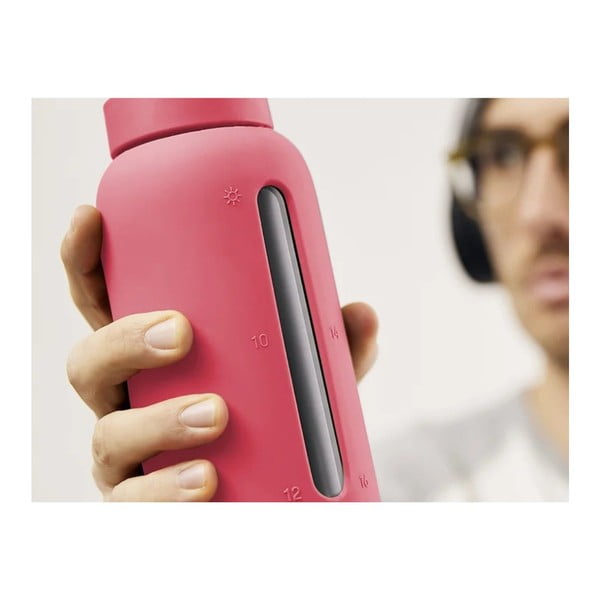 Šviesiai geltonos spalvos kelioninis buteliukas 720 ml Sunny Lemonade – Muuki-image-4