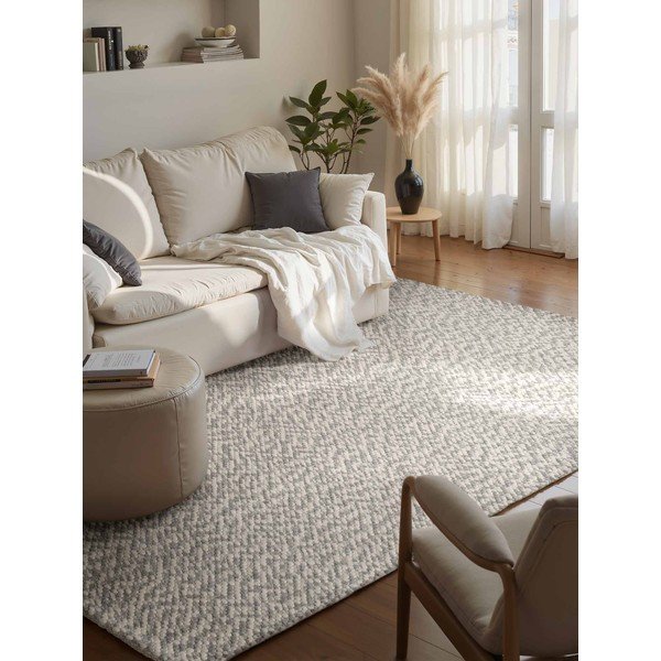 Rankų darbo šviesiai pilkos spalvos/kreminės spalvos iš vilnos kilimas 140x200 cm Lyon Beans – Elle Decoration-image-1