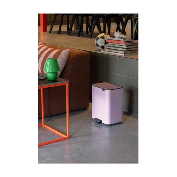Rožinės spalvos iš plieno šiukšliadėžė su pedalu 12 l Bo – Brabantia-image-1