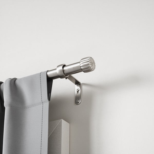 Sidabrinės spalvos iš plieno išplečiamas užuolaidos strypas 168 - 305 cm Cleo – Umbra-image-2