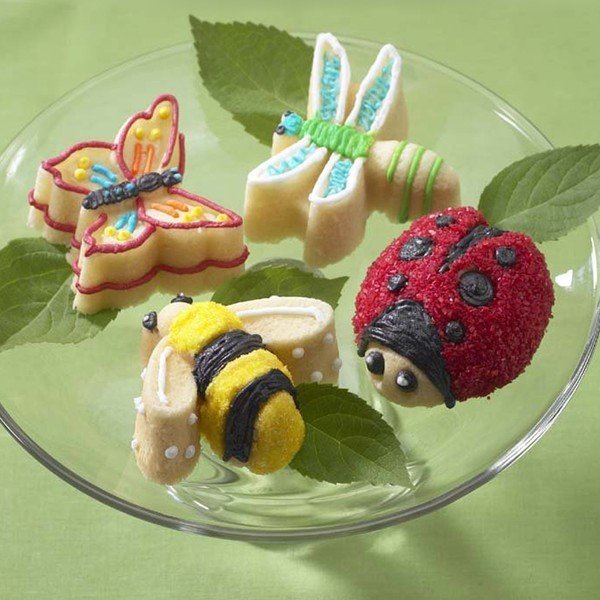 Vario spalvos forma 8 mini pyragams Nordic Ware Bugs, 1,2 l-image-1