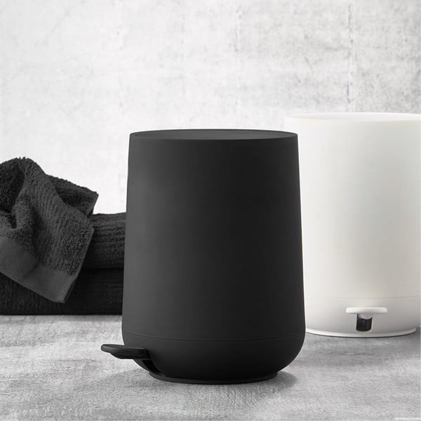 Iš plastiko šiukšliadėžė juodos spalvos su pedalu 5 l Nova – Zone-image-2