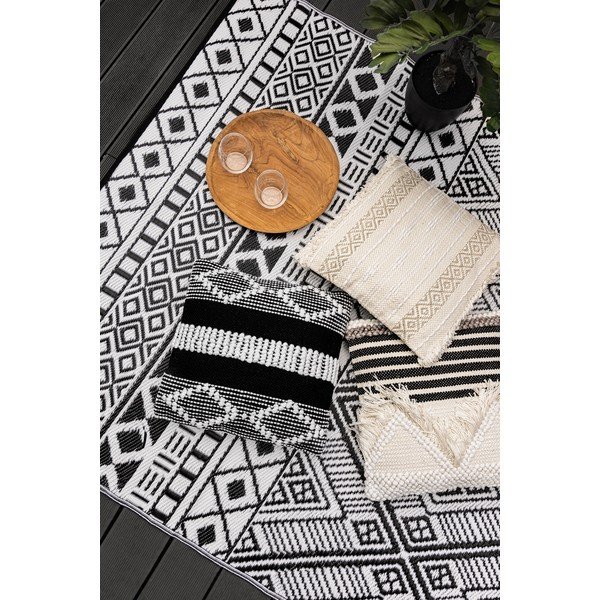 Lauko pagalvė iš perdirbto plastiko Green Decore Cairo, 45 x 45 cm-image-1