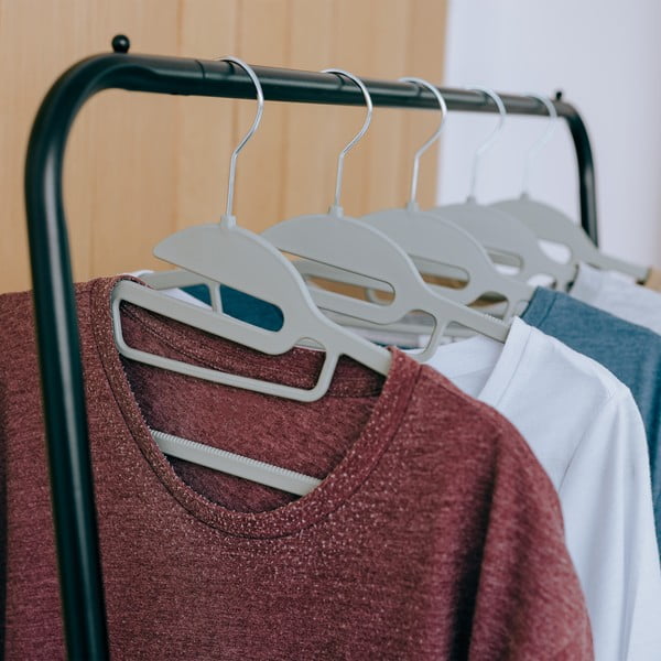 10 plastikinių pakabų rinkinys - Addis-image-2