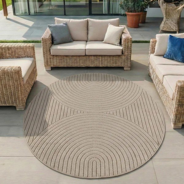 Smėlio spalvos apvalios formos lauko ir vidaus kilimas ø 120 cm Nova – Ayyildiz Carpets-image-1