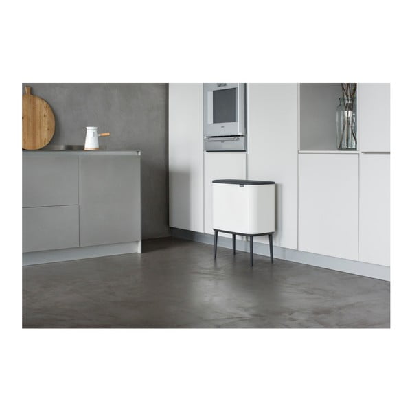 Iš plieno šiukšliadėžė baltos spalvos rūšiavimui/galima atidaryti palietus 33 l Bo Touch Bin – Brabantia-image-1