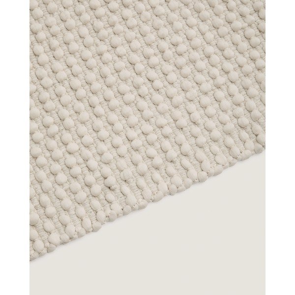 Rankų darbo kreminės spalvos iš medvilnės mišinio kilimas 70x140 cm Mascarell – Kave Home-image-3