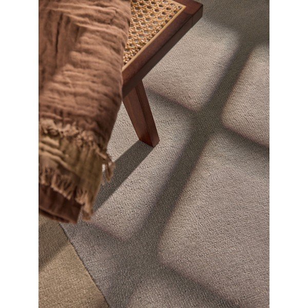 Rankų darbo smėlio spalvos iš vilnos kilimas 160x230 cm Hackney Clarissa – Ted Baker-image-2