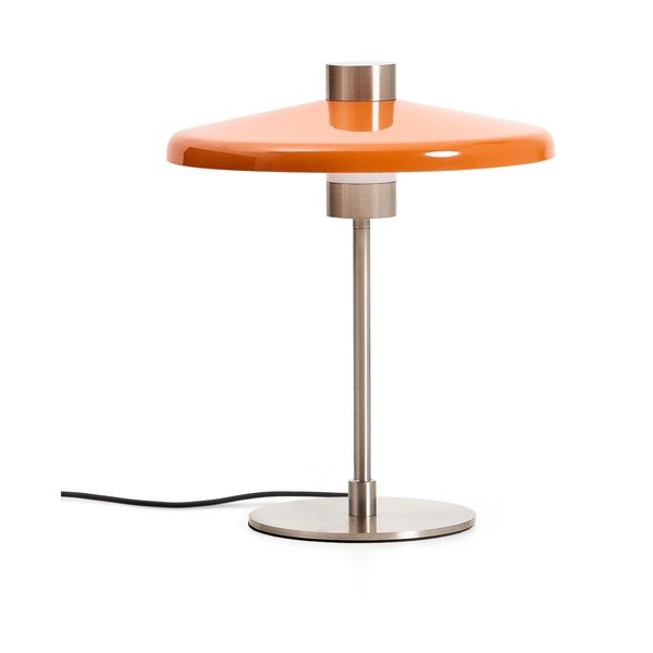 Oranžinės spalvos stalinis šviestuvas (aukštis 32,5 cm) su metaliniu gaubtu Nuvira – Kave Home