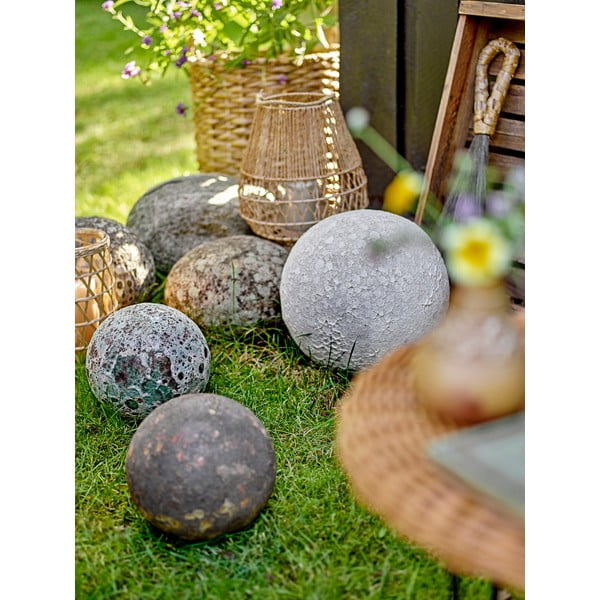 Iš terakotos sodo dekoratyviniai kamuoliukai Reese – Bloomingville-image-2