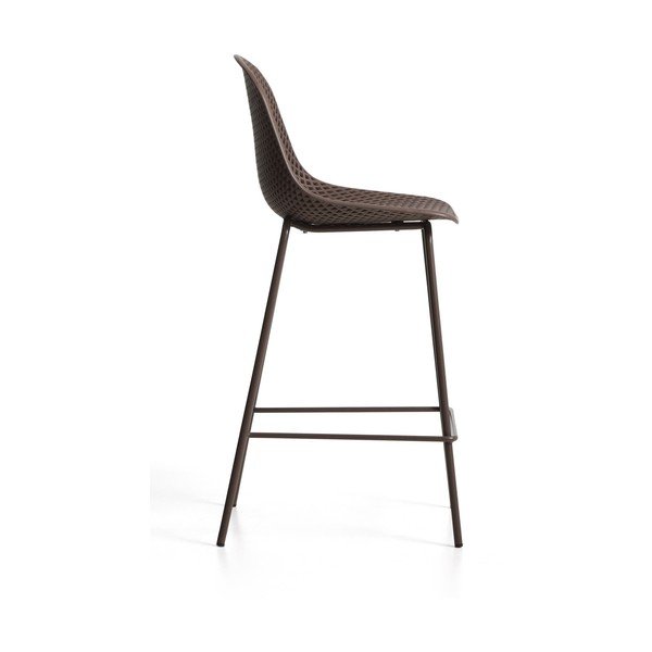 Rudos spalvos metalinė/plastikinė sodo baro taburetė Quinby – Kave Home-image-4