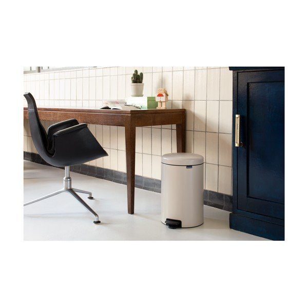 Smėlio spalvos iš plieno šiukšliadėžė su pedalu 20 l NewIcon – Brabantia-image-1