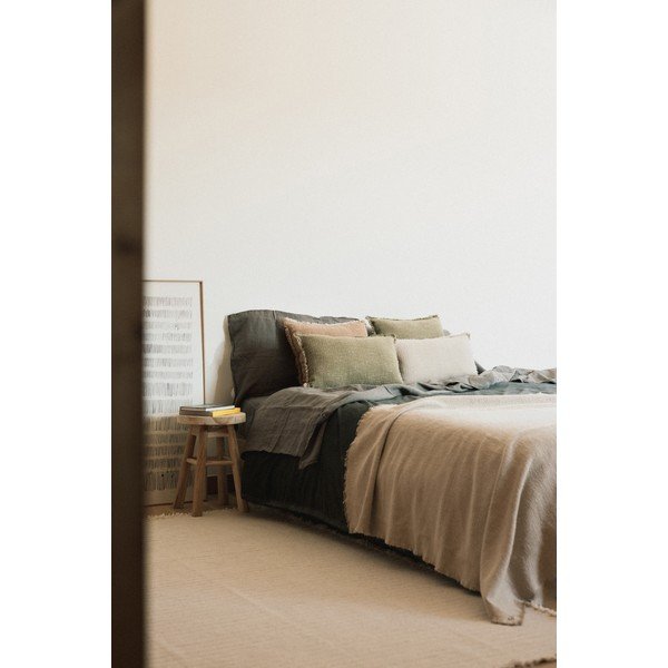 Kreminės spalvos iš medvilnės antklodė ir pledas 130x180 cm Handloom – Lorena Canals-image-2