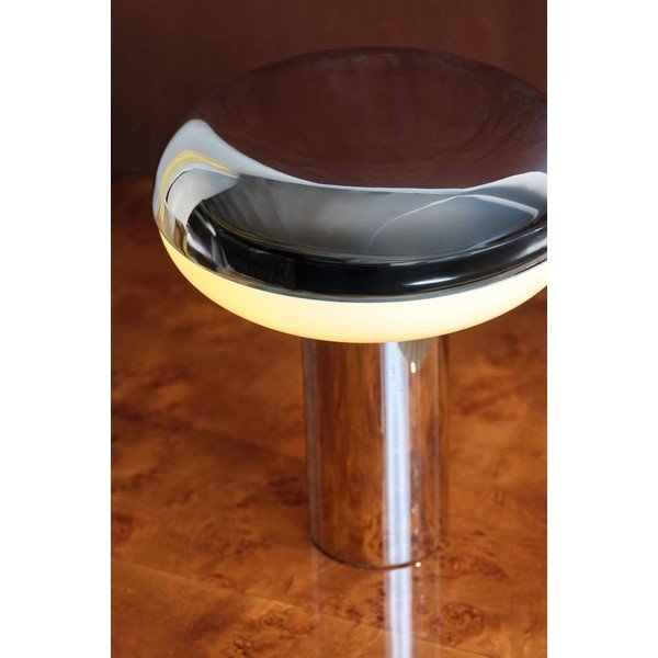 Blizgios sidabrinės spalvos iš metalo stalinis šviestuvas (aukštis 32 cm) Paneta – Jotex-image-1