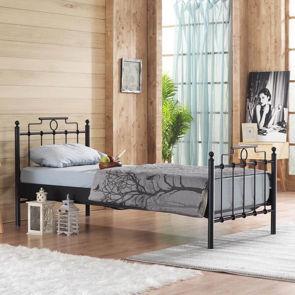 Iš metalo viengulė lova juodos spalvos su lovos grotelėmis 90x200 cm Hatkus – Kalune Design-image-1