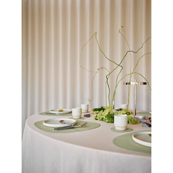 Iš eko odos padėkliukas 37x44 cm Curve L Nupo – LIND DNA-image-4