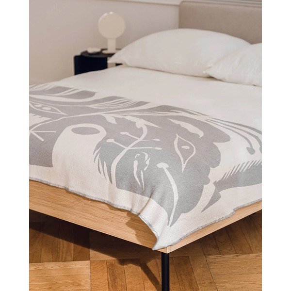 Šviesiai pilkos spalvos antklodė ir pledas 165x200 cm Lino – noo.ma-image-3