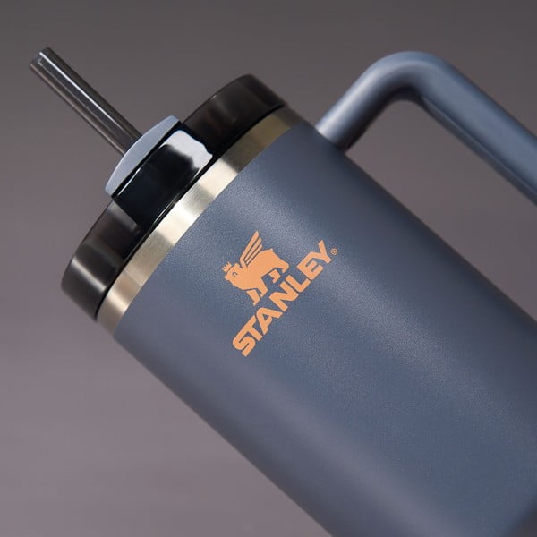 Tamsiai mėlynos spalvos iš nerūdijančio plieno su šiaudeliu termosas 1,18 l Quencher H2.0 FlowState Tumbler Twilight – Stanley-image-1