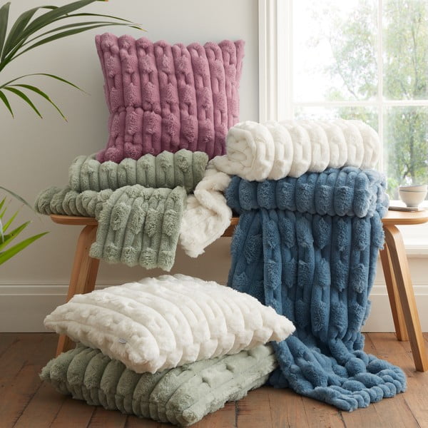 Rožinės spalvos iš mikropliušo antklodė ir pledas 150x200 cm Carved Fur – Bianca-image-4