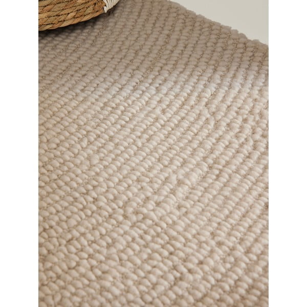 Rankų darbo šviesios natūralios spalvos iš vilnos kilimas 160x230 cm Calmio – Hanse Home-image-4