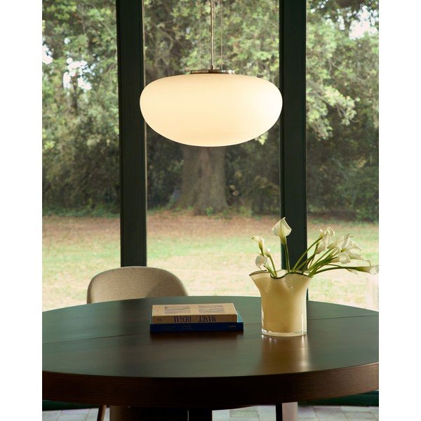 Baltos spalvos kabantis šviestuvas ø 50 cm su stiklo gaubtu Ardali – Kave Home-image-1