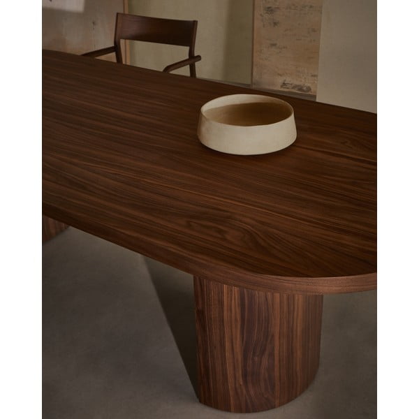 Apvalios formos valgomojo stalas su riešutmedžio dekoro stalviršiu 100x240 cm Nealy – Kave Home-image-2