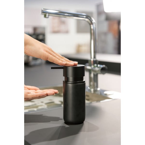 Juodos keramikinis muilo dozatorius Wenko Black Outdoor Kitchen Silo-image-4