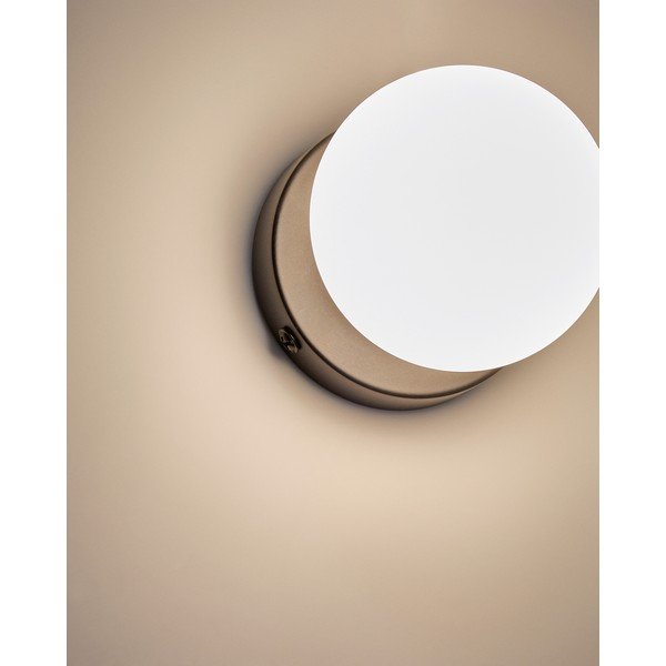 Baltos spalvos/juodos spalvos iš metalo sieninė lempa ø 8 cm Brisia – Kave Home-image-1