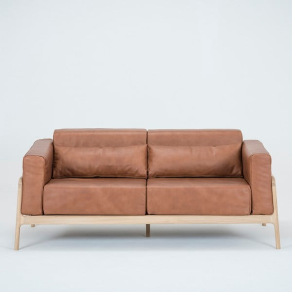 Ruda buivolo odos sofa su ąžuolo masyvo konstrukcija Gazzda Fawn, 180 cm-image-1