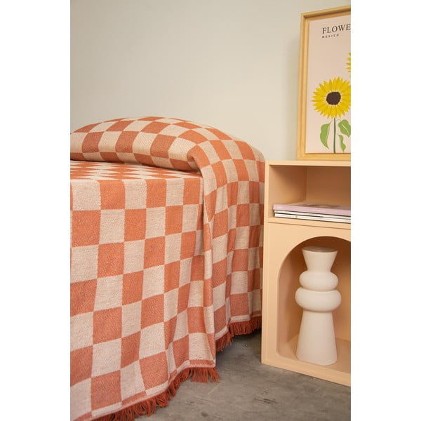 Lovatiesė raudonos plytų spalvos/smėlio spalvos dvigulei lovai 240x240 cm Terracota Checkerboard – Really Nice Things