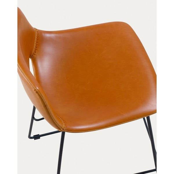 Iš dirbtinės odos baro taburėtės konjako rudos spalvos 2 vnt. (sėdynės aukštis 65 cm) Zahara – Kave Home-image-4