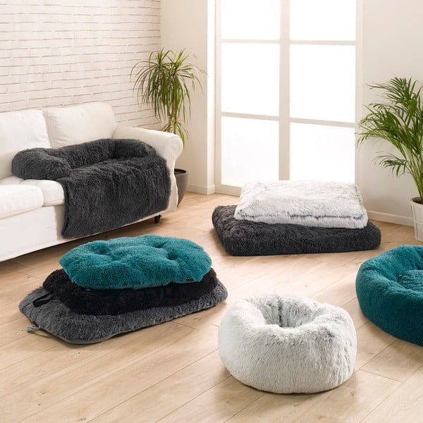 Baltos spalvos augintinio guolis šuniui 80x60 cm Fluffy Heather – Love Story-image-1