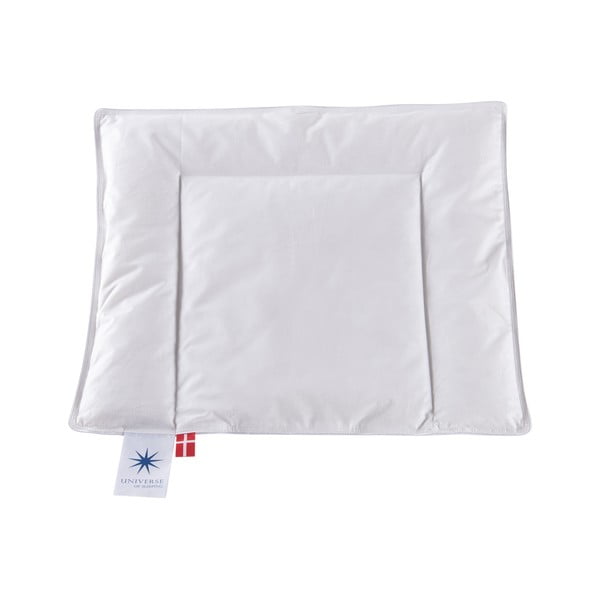 Iš plunksnų pagalvės užpildas su vaikiška antklode 40x45 cm Capella Baby – Universe of Sleeping