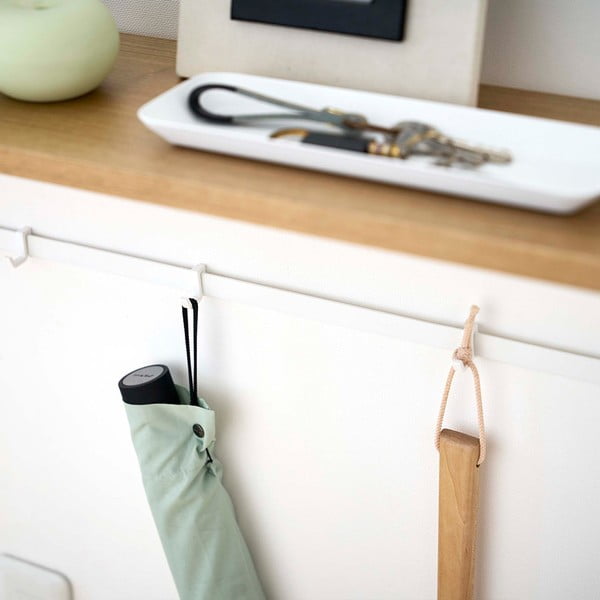 Konsolinis staliukas baltos spalvos/šviesiai rudos spalvos 18.5x60 cm Tower – YAMAZAKI-image-1