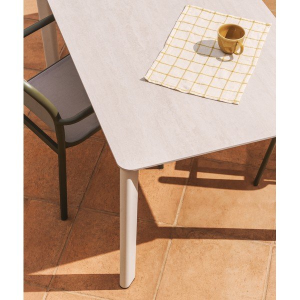 Sodo valgomojo stalas su akmens stalviršiu 80x140 cm Anafi – Kave Home-image-1