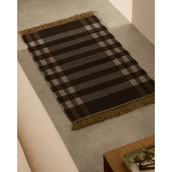 Apverčiamas/rankų darbo juodos spalvos kilimas 60x90 cm Barani – Kave Home-image-1