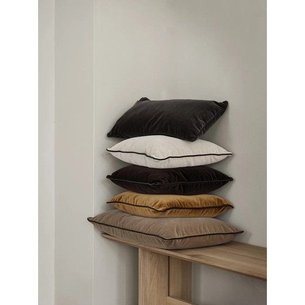 Iš velveto dekoratyvinis pagalvės užvalkalas 40x40 cm Velvet – Blomus-image-3