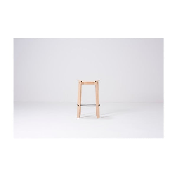 Natūralios spalvos iš ąžuolo masyvo baro taburetė (sėdynės aukštis 65 cm) Nora – Gazzda-image-2