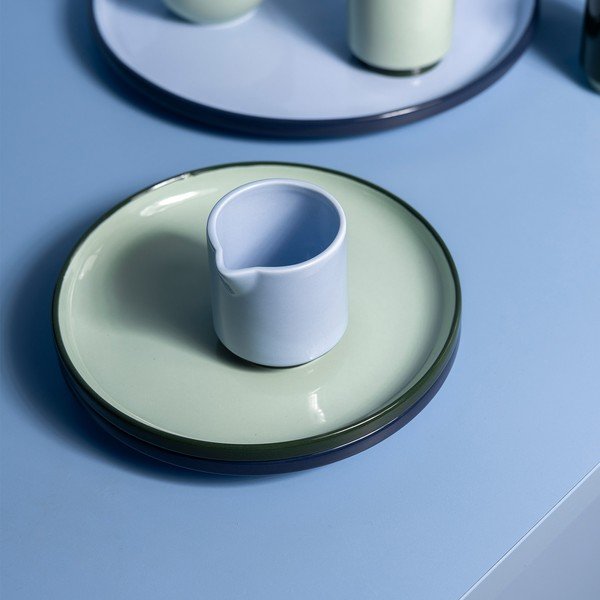 Žalios spalvos desertinė iš akmens masės lėkštė ø 18 cm Duo – ONA-image-1