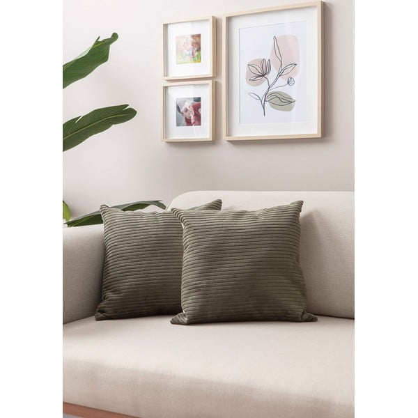 Iš kordinio velveto dekoratyviniai pagalvių užvalkalai 2 vnt. 43x43 cm – Mioli Decor-image-1