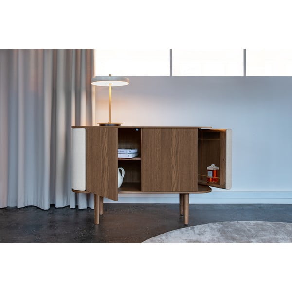 Žema šoninė spintelė rudos spalvos/smėlio spalvos iš ąžuolo 109x75 cm Treasures – UMAGE-image-1