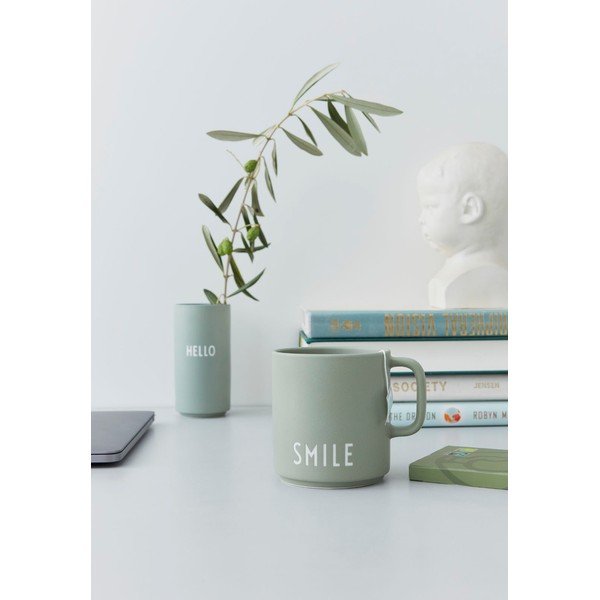 Žalias porcelianinis puodelis Design Letters Smile-image-2