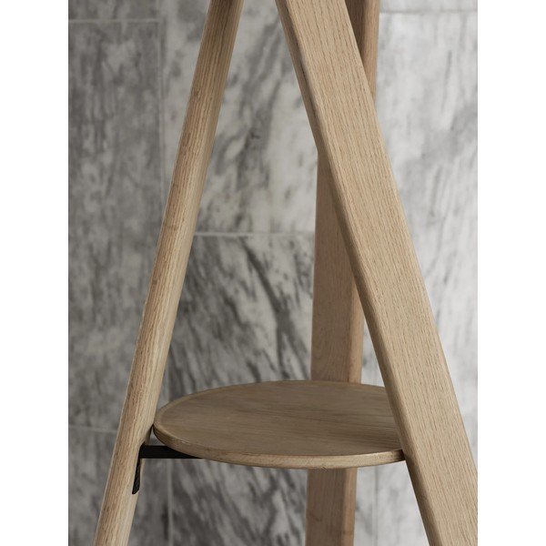Natūralios spalvos iš ąžuolo masyvo palto stovas 62x176 cm Rakku – Blomus-image-3