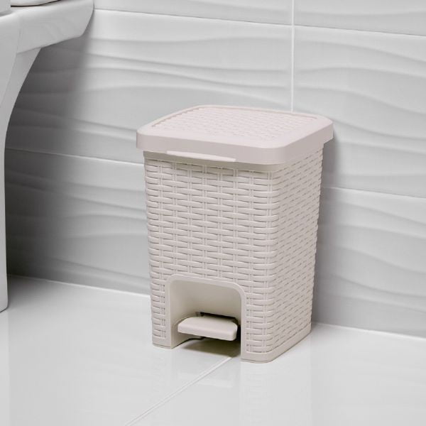 Kreminės spalvos vonios kambario šiukšliadėžė su pedalais Addis Rattan Pedal Bin Calico, 6 l-image-2