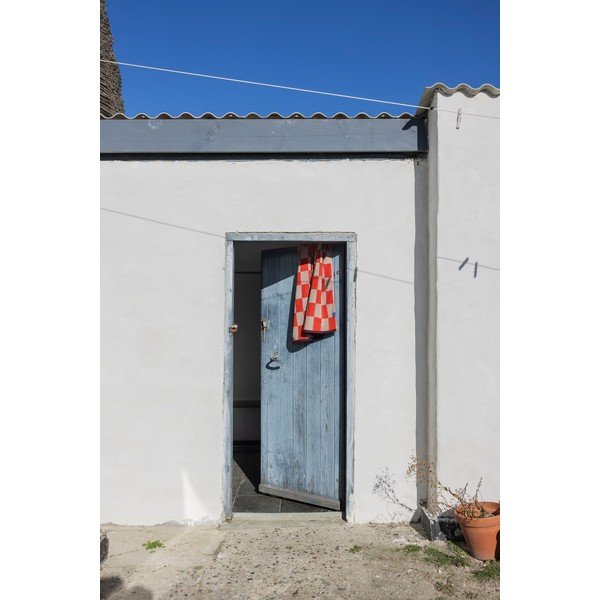 Oranžinės spalvos/smėlio spalvos iš frote audinio iš organiškos medvilnės rankšluostis 50x90 cm Retro – Mette Ditmer Denmark-image-4