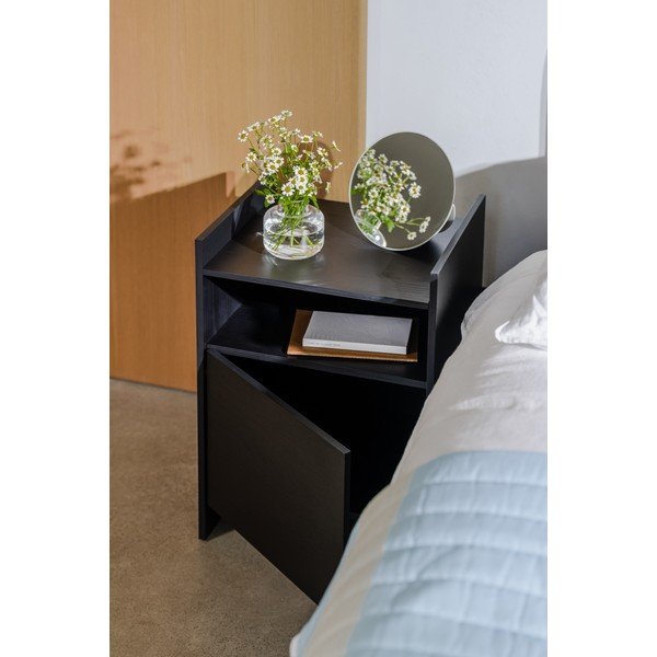 Juodos spalvos naktinis staliukas su lentynomis Toopt – noo.ma-image-3