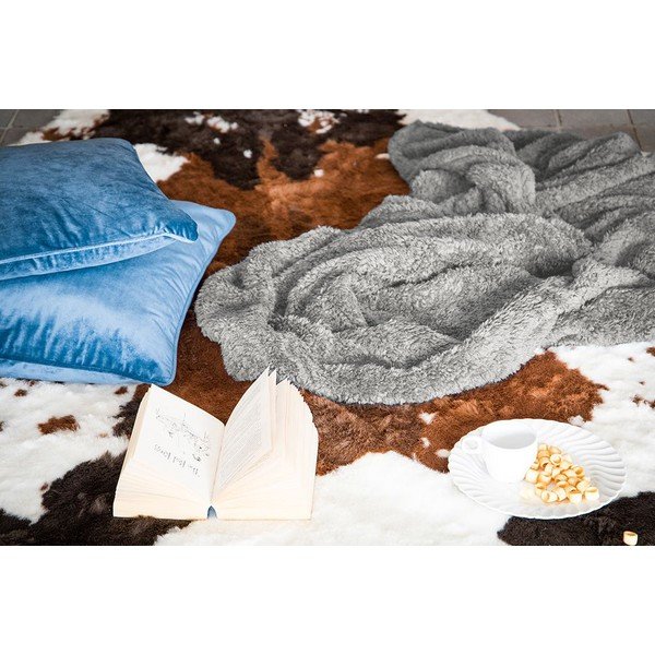 Taupo spalvos pliušinė antklodė Tiseco Home Studio Teddy, 130 x 170 cm-image-1