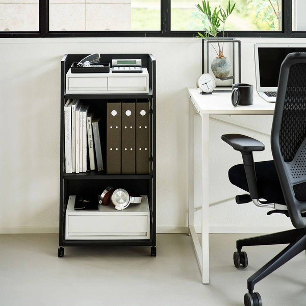 Juodos spalvos iš metalo lentyna ant ratukų 42x84,5x32 cm Tower – YAMAZAKI-image-1
