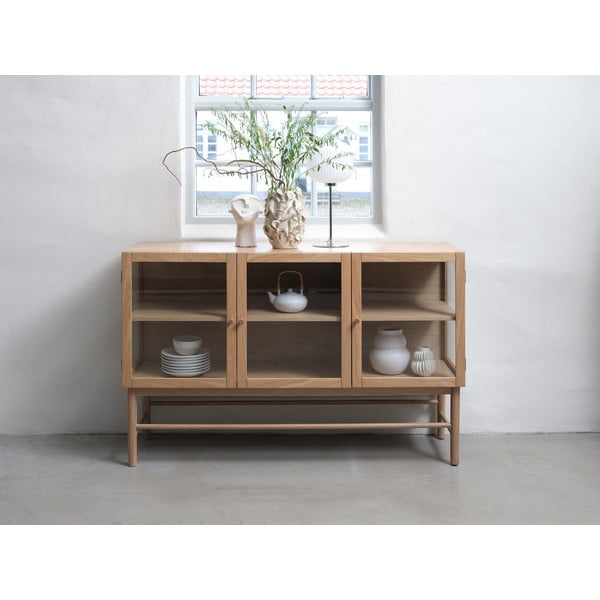 Vitrina iš ąžuolo masyvo natūralios spalvos 88x140 cm Elba – Unique Furniture-image-1