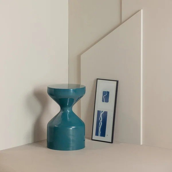Iš metalo apvalios formos šoninis stalas ø 30 cm Floyd – WOOOD-image-1
